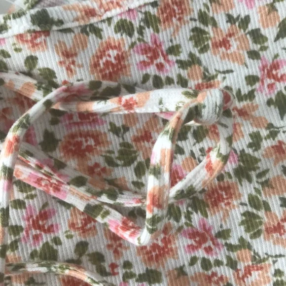 🌻4/$20 Aeropostale Bandeau Floral Print Top with Neck Tie Size Large NWT - Picture 6 of 8